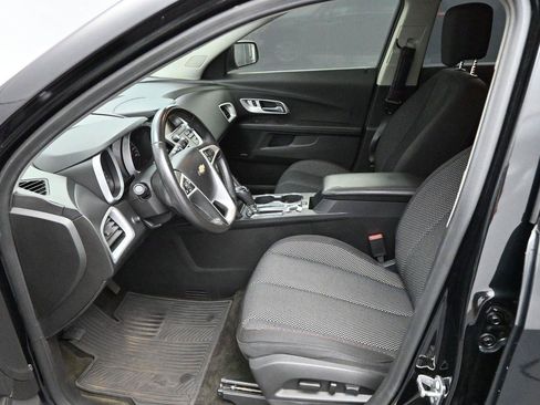 Used 2017 Chevrolet Equinox LT w/ Convenience Package FWD image 9