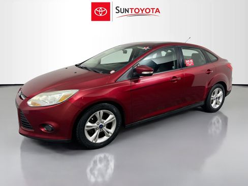 Used 2014 Ford Focus SE w/ SE Winter Package image 9