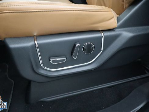 Certified 2024 Ford Expedition Platinum AWD/4WD image 14
