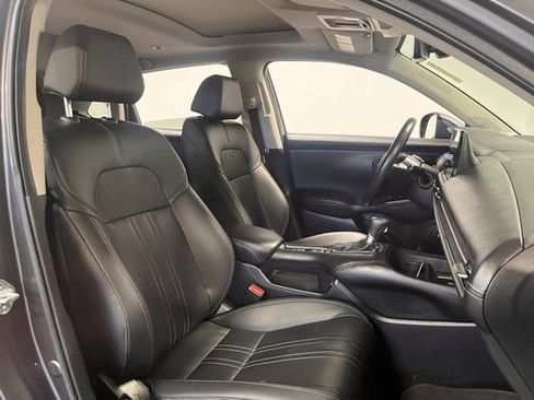 Used 2023 Honda HR-V EX-L image 10