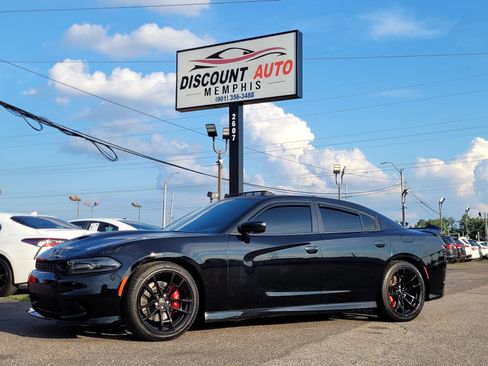 Used 2019 Dodge Charger Scat Pack w/ Daytona Edition Group RWD image 1