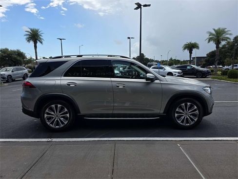 Certified 2022 Mercedes-Benz GLE 350 4MATIC w/ Warmth & Comfort Package image 5