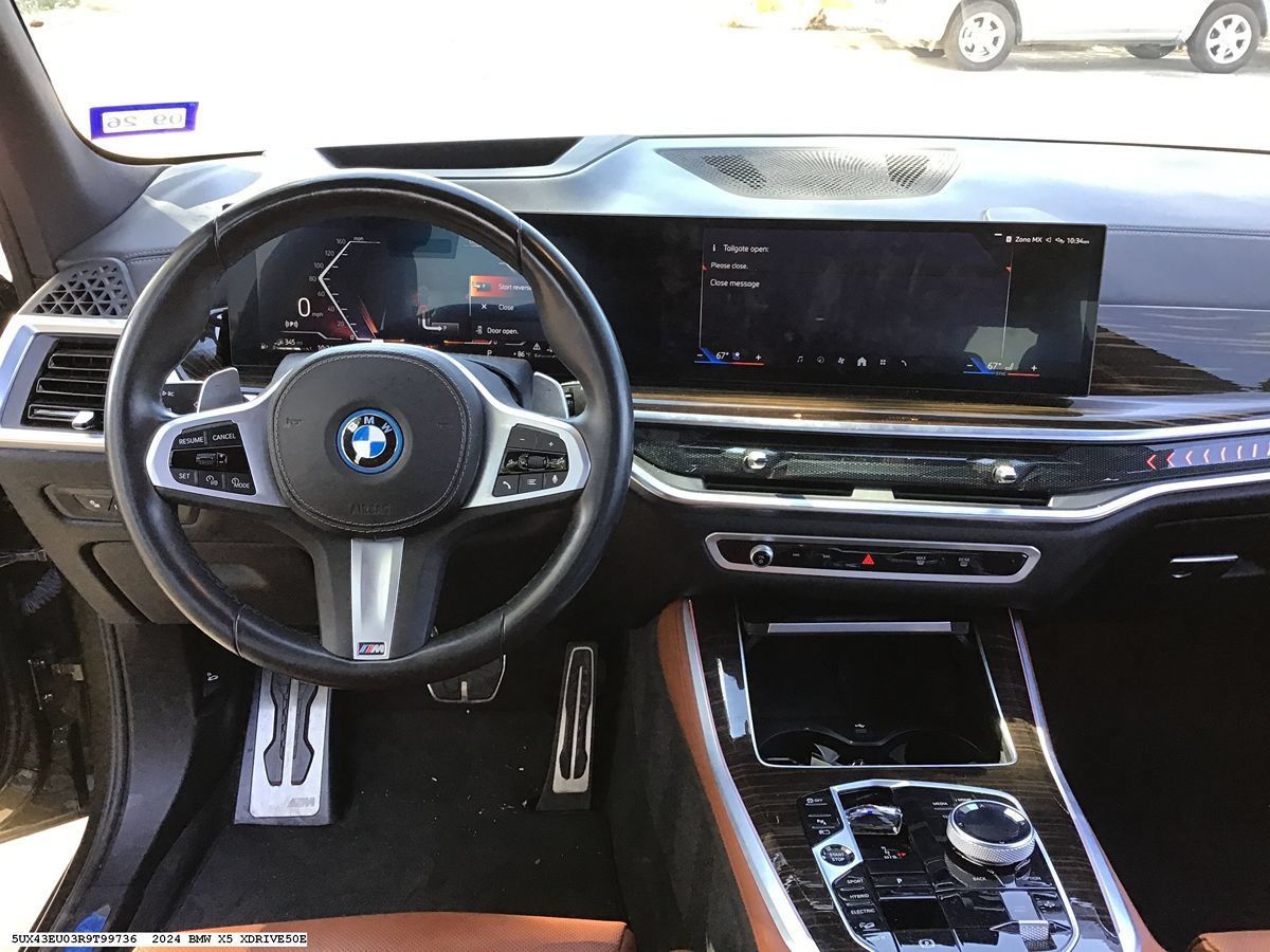 Used 2024 BMW X5 xDrive50e w/ Executive Package AWD/4WD image 12