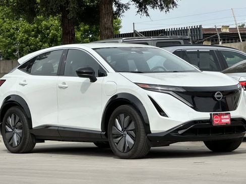 Used 2024 Nissan Ariya FWD image 10