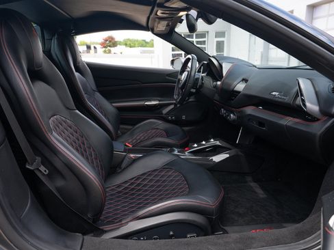 Used 2017 Ferrari 488 Spider RWD image 55