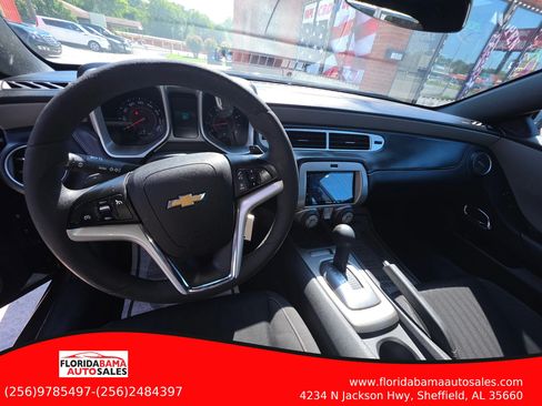Used 2015 Chevrolet Camaro LS RWD image 9