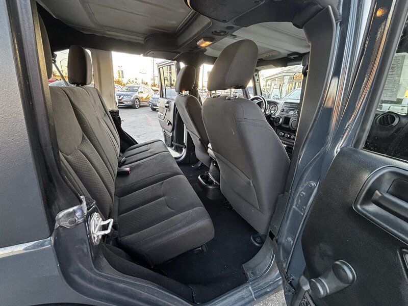 Used 2017 Jeep Wrangler Unlimited Sport w/ Connectivity Group AWD/4WD image 24