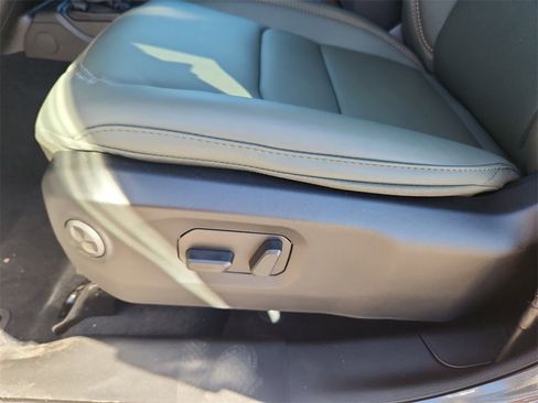 New 2025 Jeep Gladiator Mojave image 18