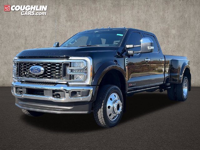Used 2026 Ford F450 Lariat w/ Lariat Ultimate Package AWD/4WD image 3