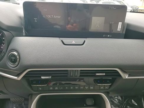 Certified 2025 MAZDA CX-70 Plug-In Hybrid w/ Premium Pkg image 20