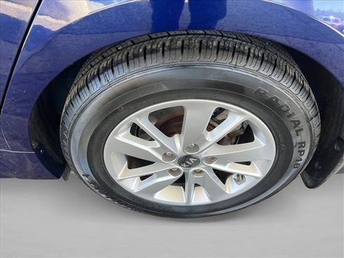 Used 2017 Kia Optima LX w/ Convenience Plus Package image 16