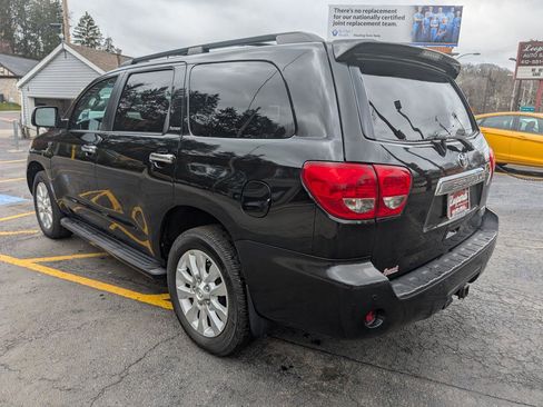 Used 2013 Toyota Sequoia Platinum image 5