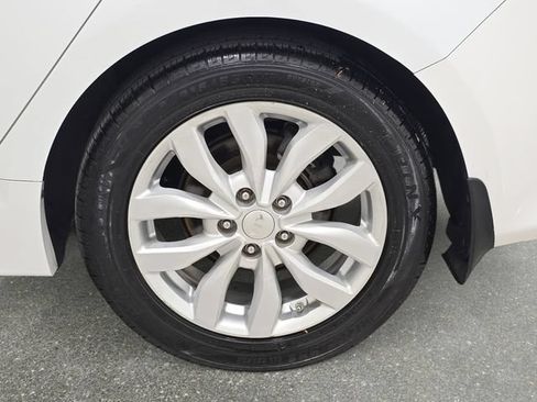Used 2015 Kia Optima EX FWD image 30