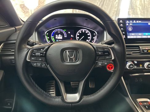 Used 2022 Honda Accord Sport image 16