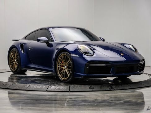 Used 2021 Porsche 911 Turbo image 30