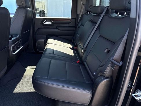 Certified 2025 GMC Sierra 2500 Denali w/ Denali Reserve Package image 18