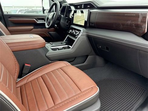 New 2026 GMC Sierra 2500 Denali Ultimate image 21