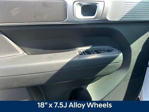 New 2026 Hyundai Santa Fe SE image 15