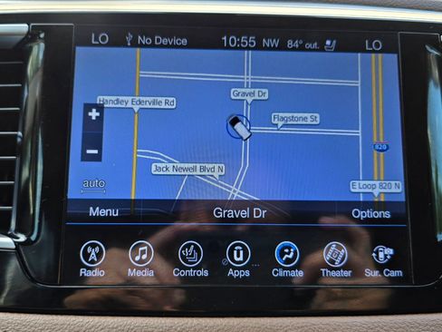 Used 2017 Chrysler Pacifica Limited FWD image 35
