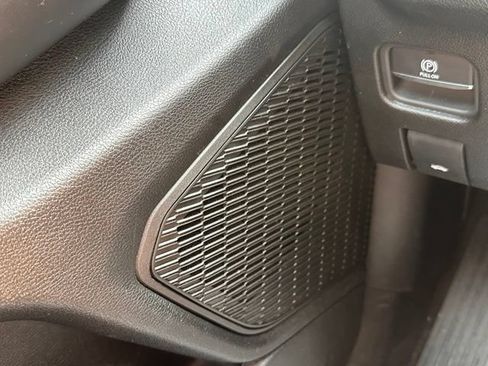 Used 2025 Jeep Grand Cherokee L Laredo AWD/4WD image 19