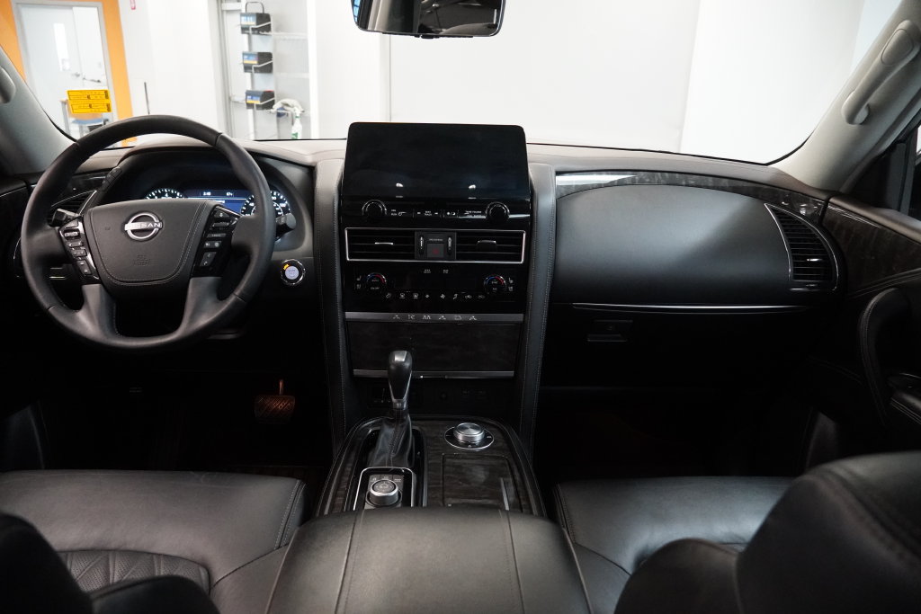 Used 2023 Nissan Armada Platinum w/ Captain's Chairs Package AWD/4WD image 12