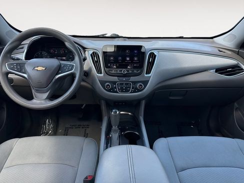 Used 2019 Chevrolet Malibu LT w/ Driver Confidence Package II FWD image 10