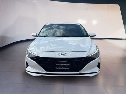 Used 2023 Hyundai Elantra SEL image 8