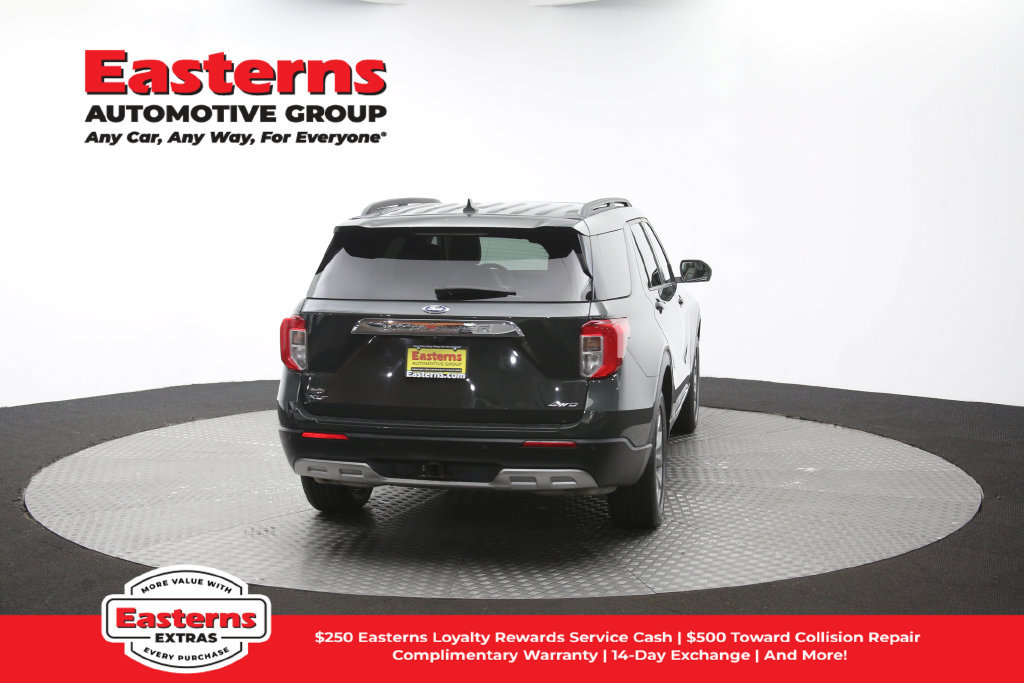 Used 2023 Ford Explorer XLT w/ Equipment Group 202A AWD/4WD image 45