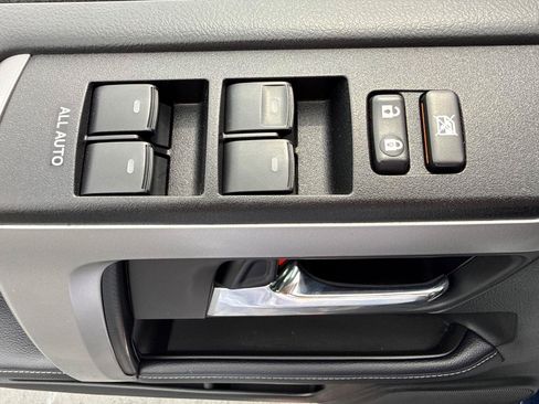 Used 2022 Toyota 4Runner SR5 Premium w/ Moonroof Package AWD/4WD image 11