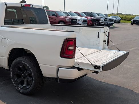 New 2026 RAM 1500 Big Horn w/ Night Edition AWD/4WD image 7