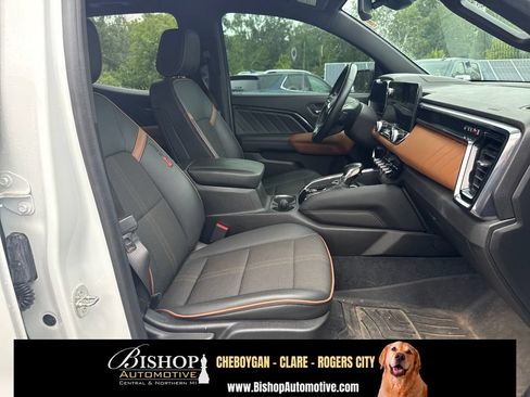 Used 2023 GMC Canyon AT4 w/ Canyon Safety Plus Package AWD/4WD image 20