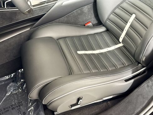 Certified 2025 Ferrari Purosangue AWD/4WD image 17