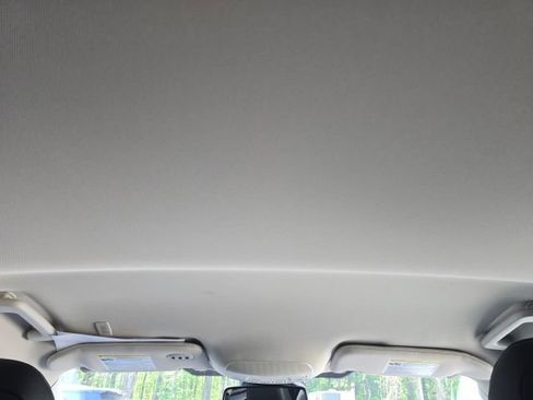 Used 2024 Ford Edge SEL w/ Convenience Package image 42