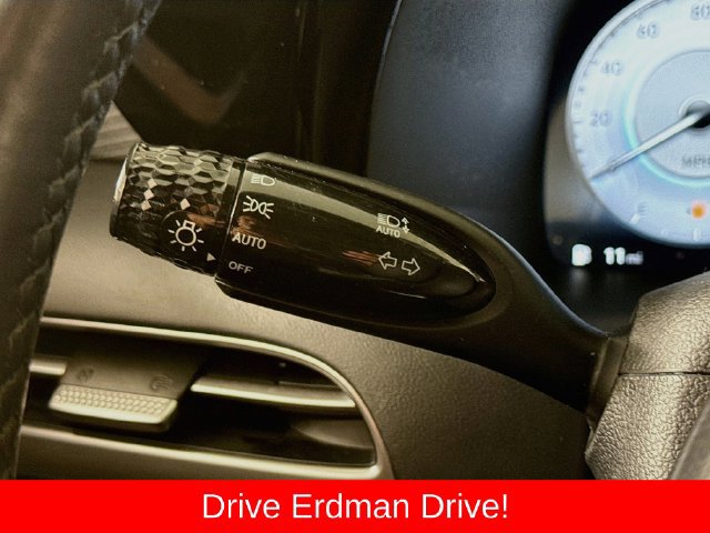 Used 2023 Hyundai Palisade Limited AWD/4WD image 15
