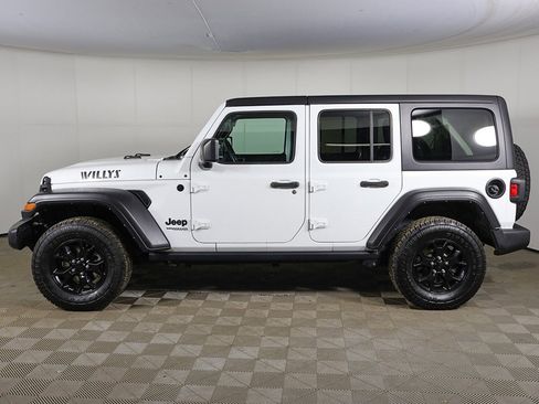 Used 2022 Jeep Wrangler Unlimited Sport image 10