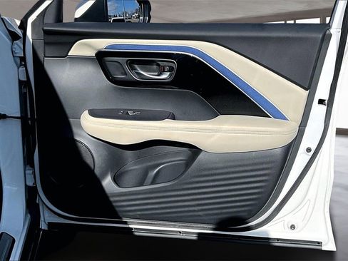 Certified 2025 Acura ADX A-Spec image 24