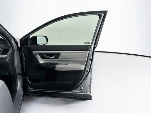 Used 2017 Honda CR-V LX image 30