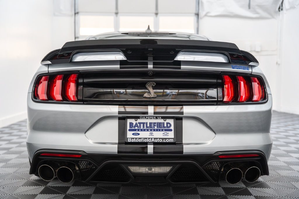 Used 2020 Ford Mustang Shelby GT500 w/ Technology Package RWD image 6