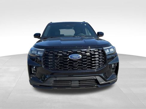 Used 2025 Ford Explorer ST-Line w/ Premium Package AWD/4WD image 11