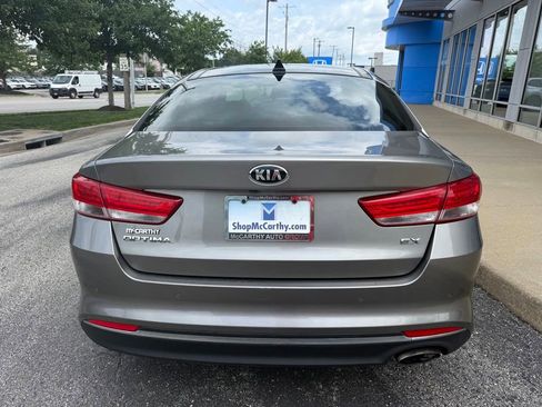 Used 2018 Kia Optima EX w/ Premium Package FWD image 7