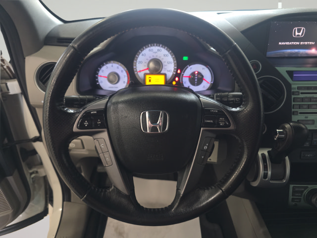 Used 2011 Honda Pilot Touring image 14
