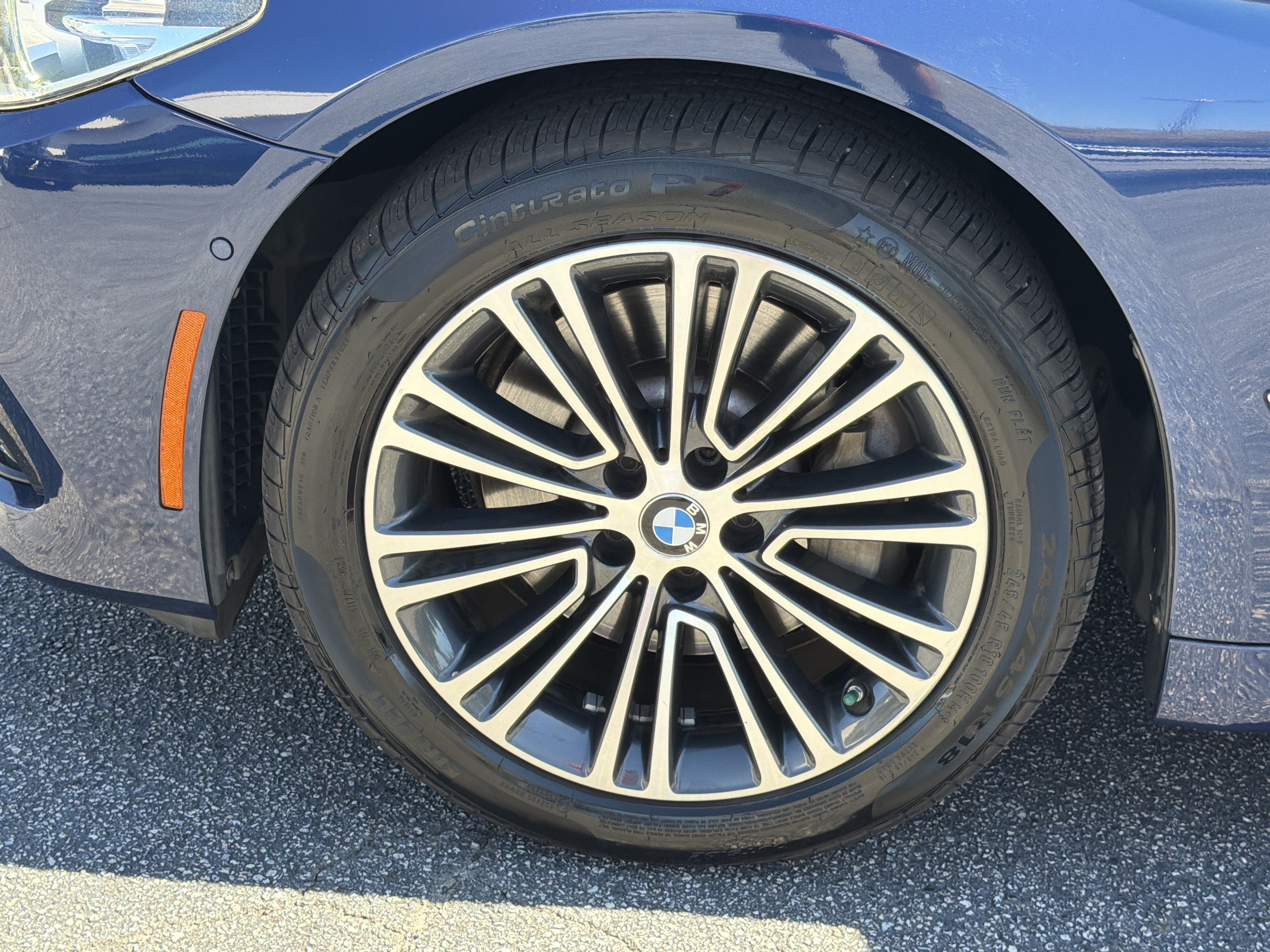 Used 2019 BMW 530i w/ Convenience Package RWD image 31