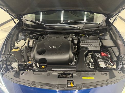 Used 2020 Nissan Maxima 3.5 SV w/ Floor Mat Group FWD image 10