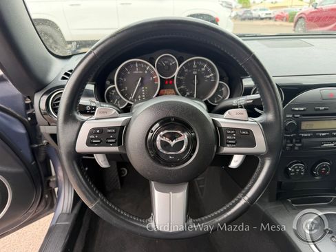 Used 2006 MAZDA MX-5 Miata Grand Touring w/ Premium Pkg image 18