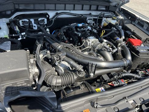 New 2026 Ford Bronco Outer Banks AWD/4WD image 27