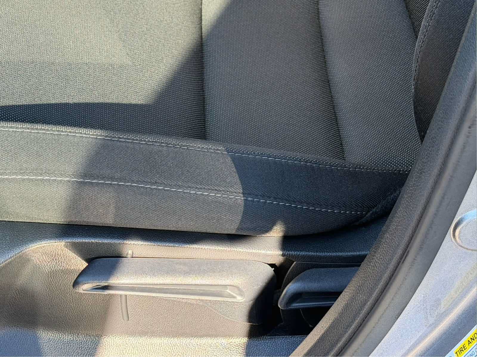 Used 2024 Honda CR-V LX image 3