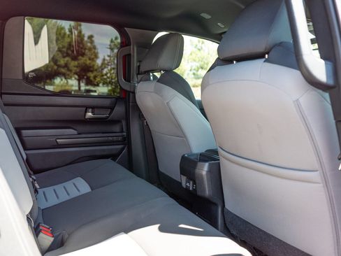 Certified 2025 Toyota Tacoma TRD Off-Road w/ TRD Off Road Upgrade Package AWD/4WD image 20