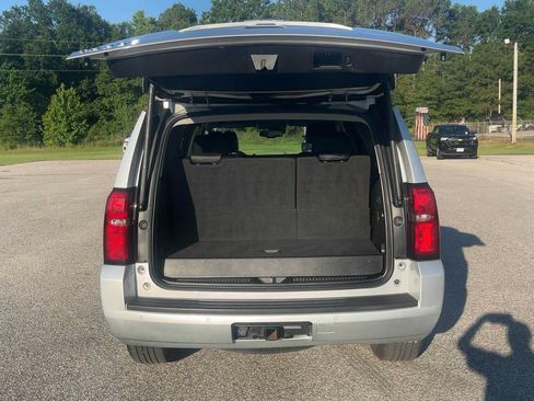 Used 2020 Chevrolet Tahoe LT RWD image 13