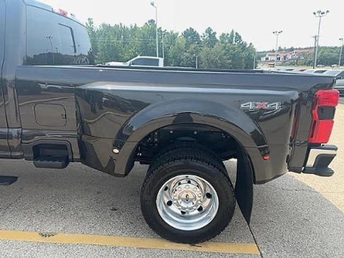 Used 2025 Ford F450 Lariat w/ Lariat Ultimate Package image 5