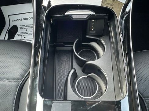 Used 2026 Mercedes-Benz GLC 300 4MATIC image 33